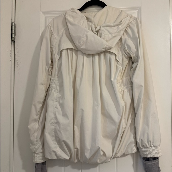 Lululemon jacket - Picture 2 of 3